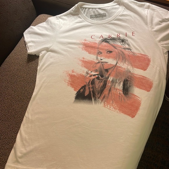 Carrie Underwood Concert Tee-Shirt - size XXL - Picture 1 of 5